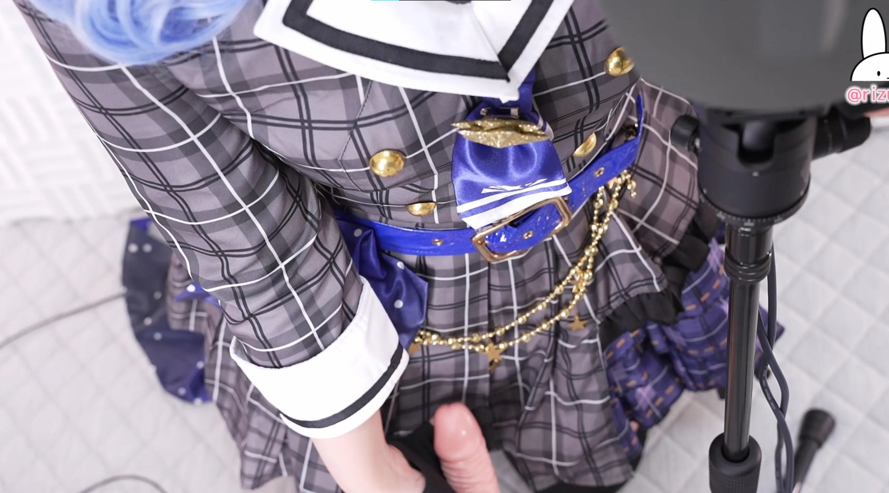 This picture is used as a preview/sample of the Aynuzir Hoshimachi Su Cosplay. It will show you an idea of how the pictures in the whole set would look like.