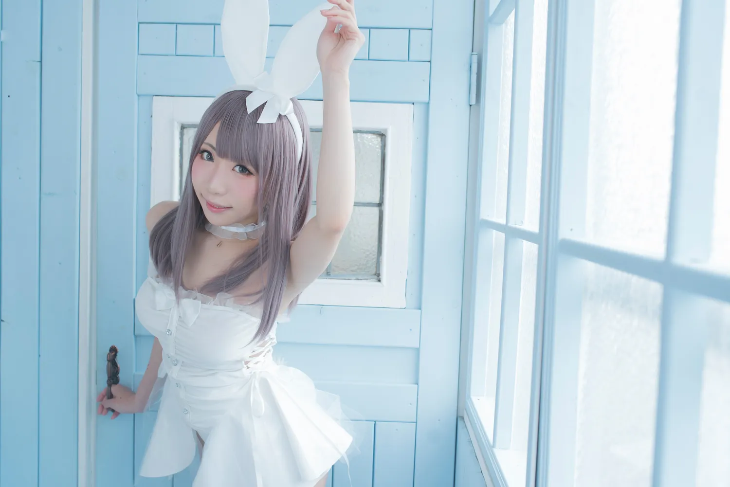 High quality pictures of Fleia High Leg Bunny